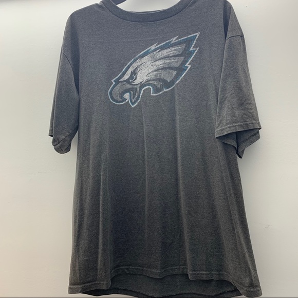 NFL Philadelphia Eagles Men’s Distressed Tshirt